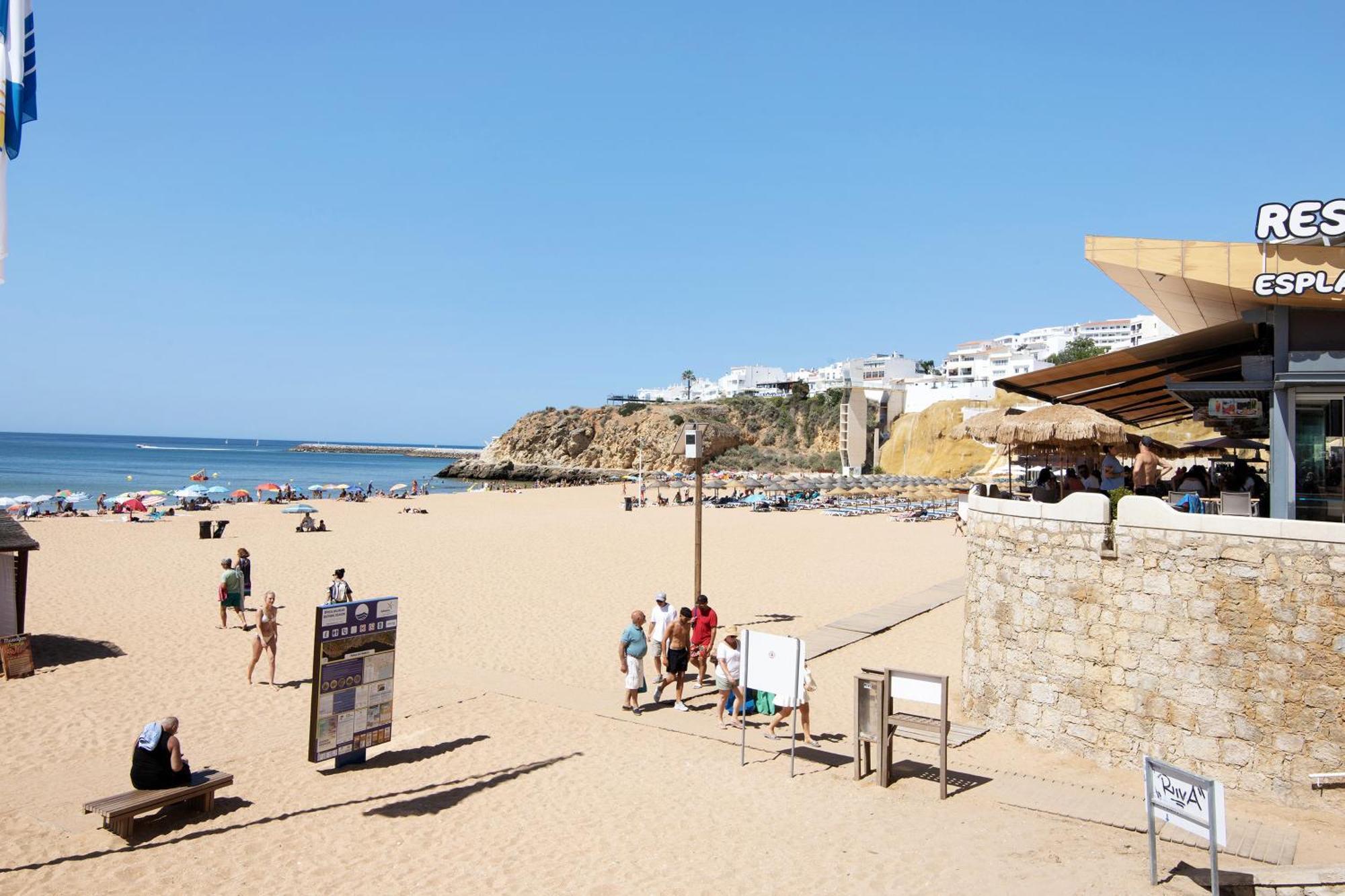 Hanna'S Sunny Apartment Albufeira Bagian luar foto