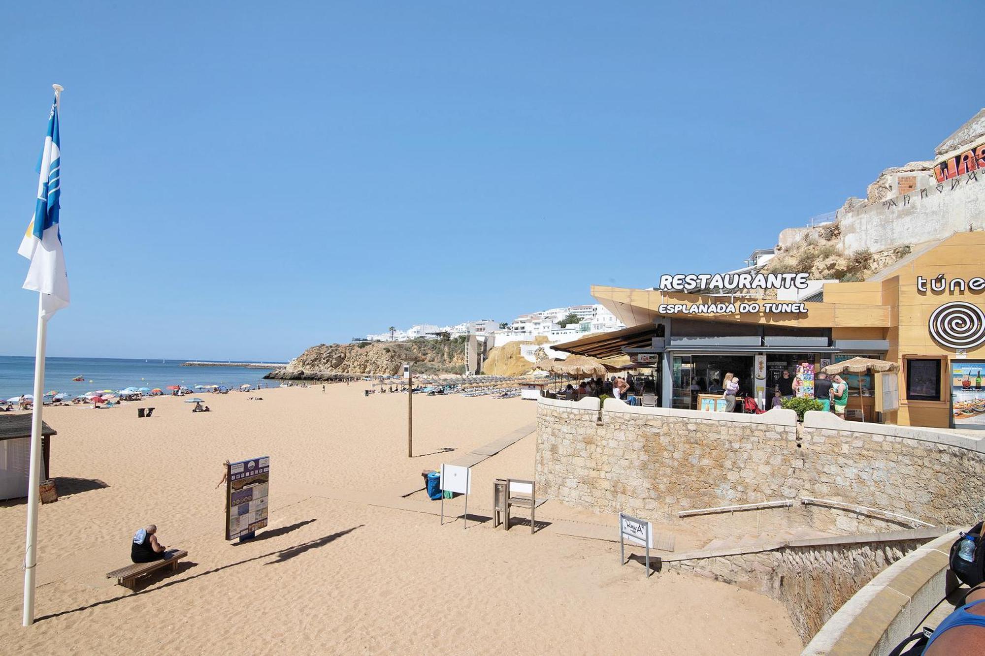 Hanna'S Sunny Apartment Albufeira Bagian luar foto